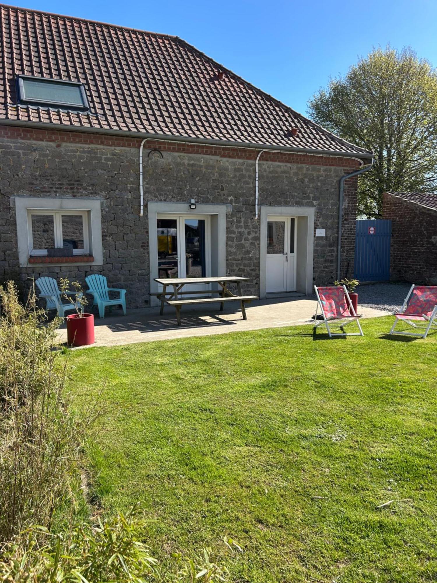 Le Clos De L'Angley Gites Et Ecurie Caffiers Exterior photo